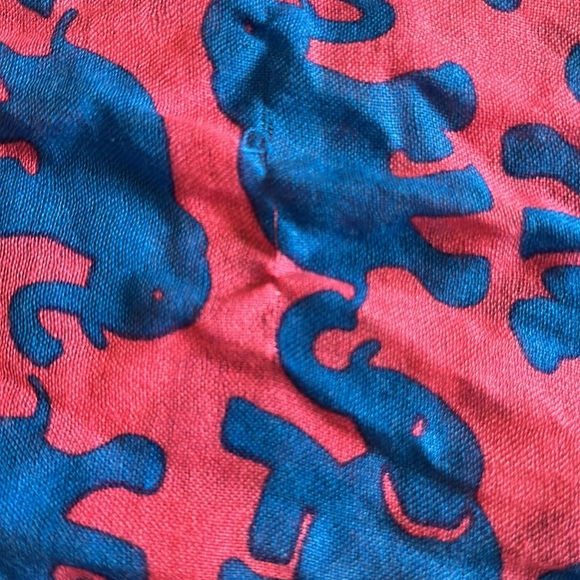 Lilly Pulitzer Elephant Cashmere Scarf - Picture 5 of 6